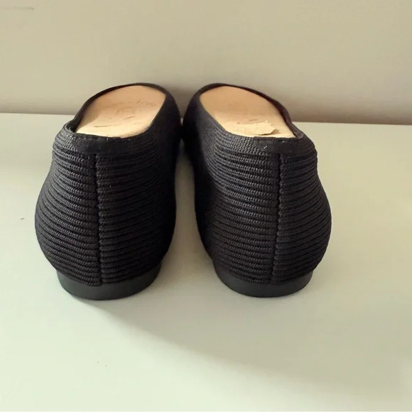 Vivaia Womens Margot 2.0 Square Toe V-Cut Flats Black Knit Size US 11 EU 43 - Picture 5 of 11